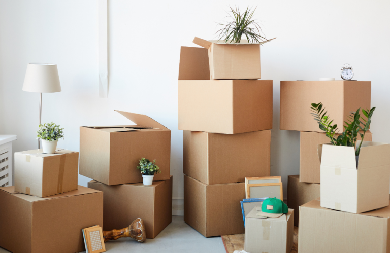 How to pack for moving house